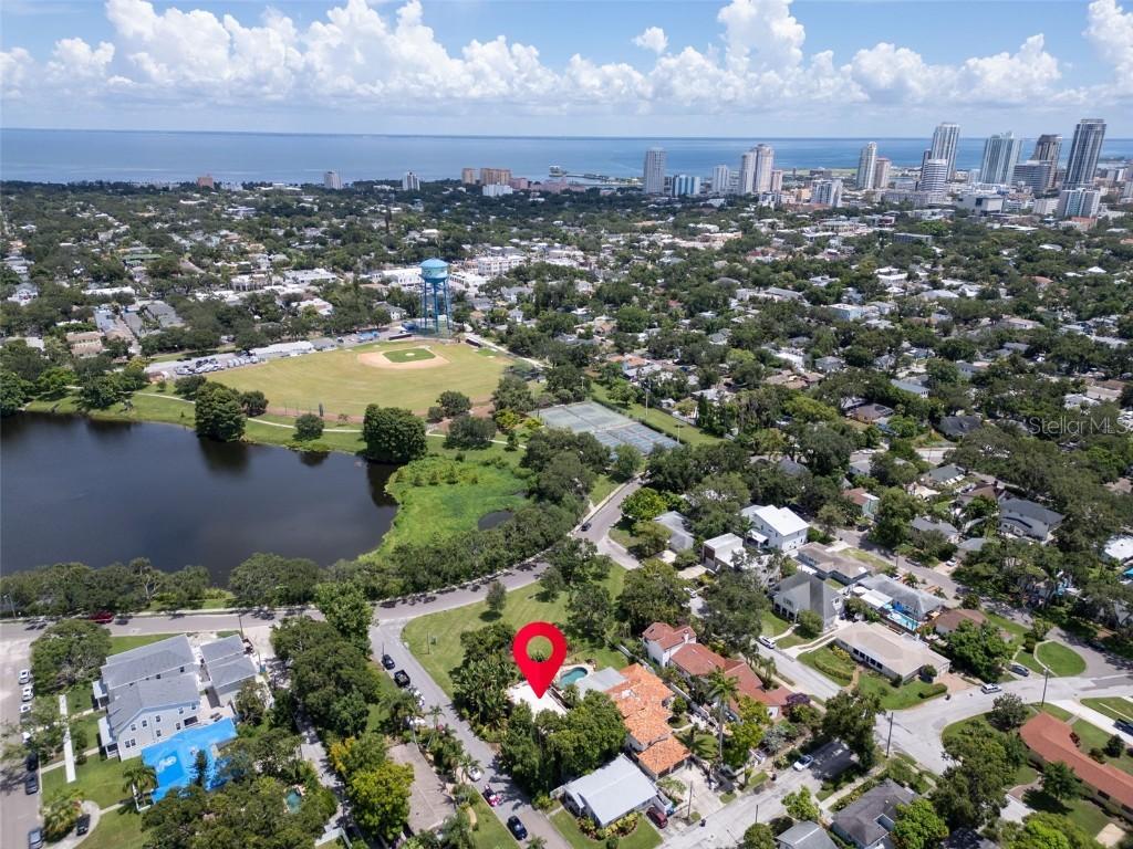 720 15th Ave., St Petersburg, FL 33704