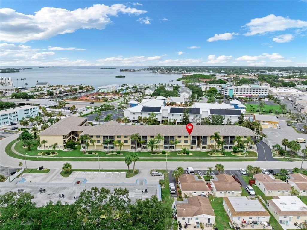 460 S Paula Dr #305, Dunedin, FL 34698