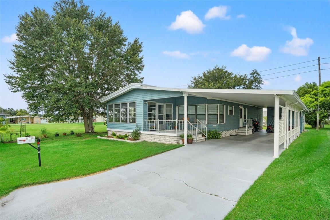 5645 Loretta Ct., Zephyrhills, FL 33542