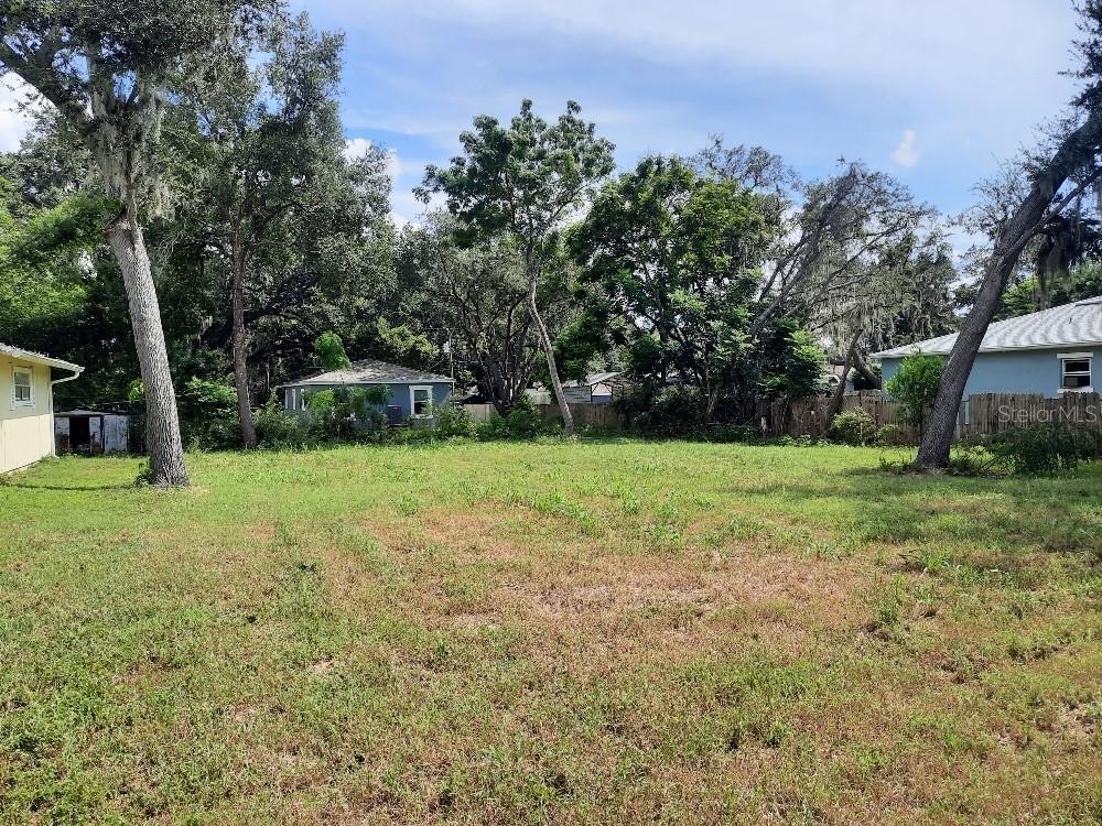 9106 Royal Palm Ave., New Port Richey, FL 34654