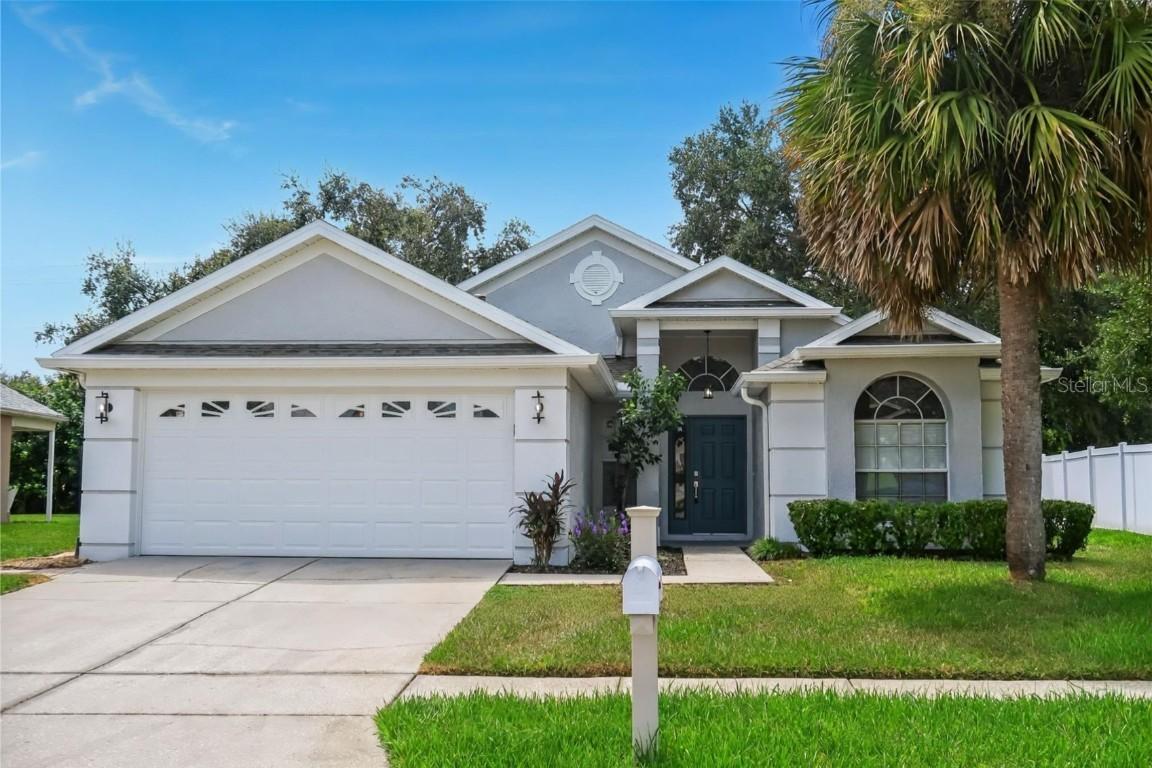 28516 Tall Grass Dr., Wesley Chapel, FL 33543