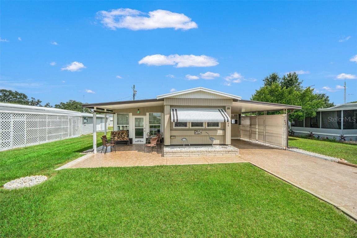 5406 Amanda St., Zephyrhills, FL 33542