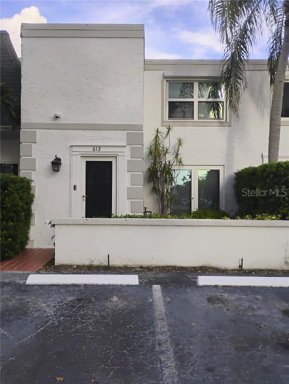 612 NE 27th Ave., Hallandale Beach, FL 33009