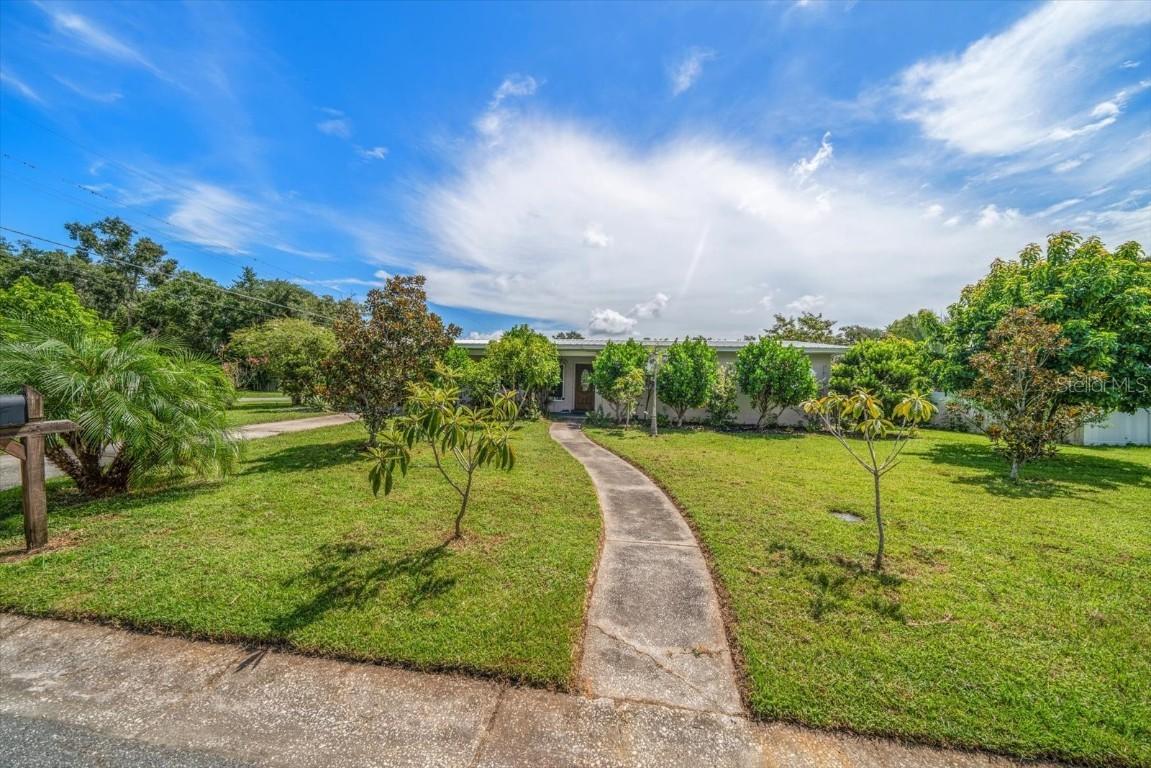 1404 N Palm Dr., Plant City, FL 33563