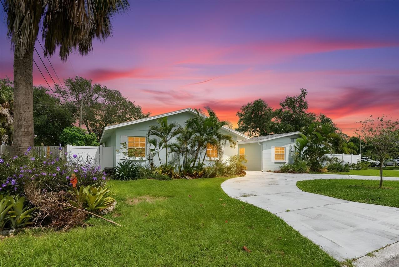 1101 81st Ave., St Petersburg, FL 33702