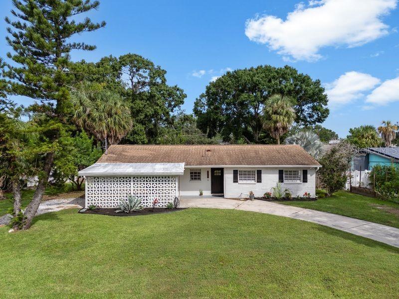 8405 Stillbrook Ave., Tampa, FL 33615
