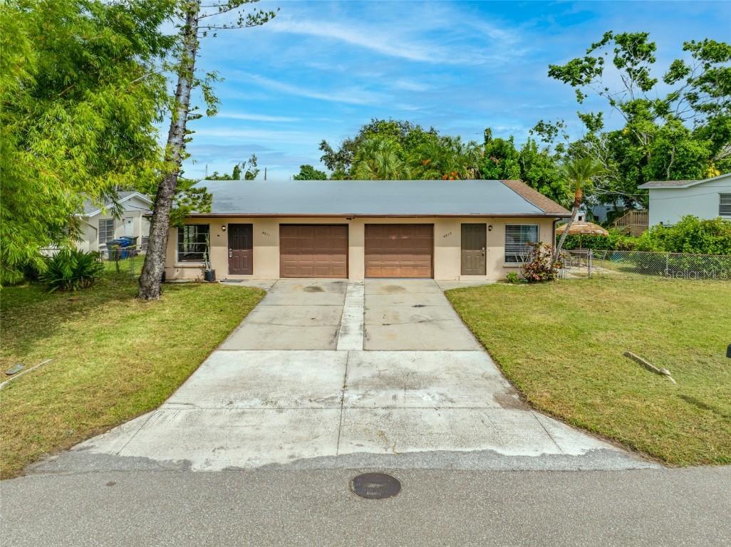 4511/4513 87th Street Ct., Bradenton, FL 34210