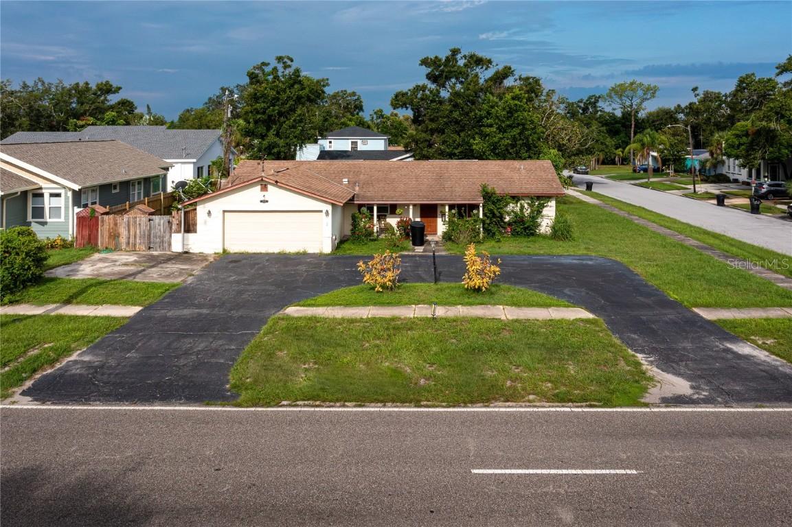 1530 49th St., St Petersburg, FL 33710