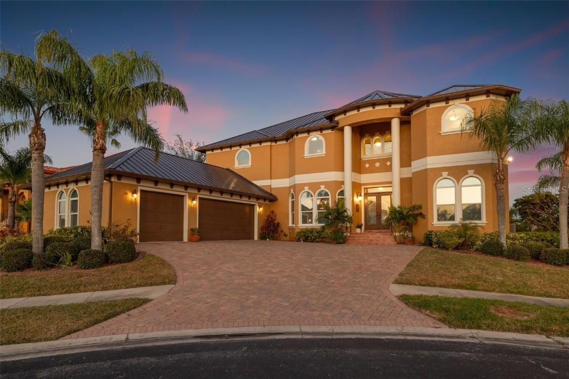 288 Mobbly Bay Dr., Oldsmar, FL 34677