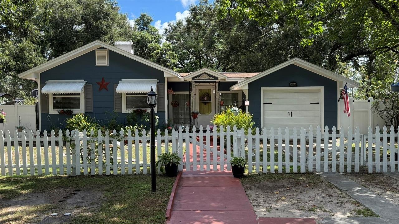 5804 10th St., Zephyrhills, FL 33542