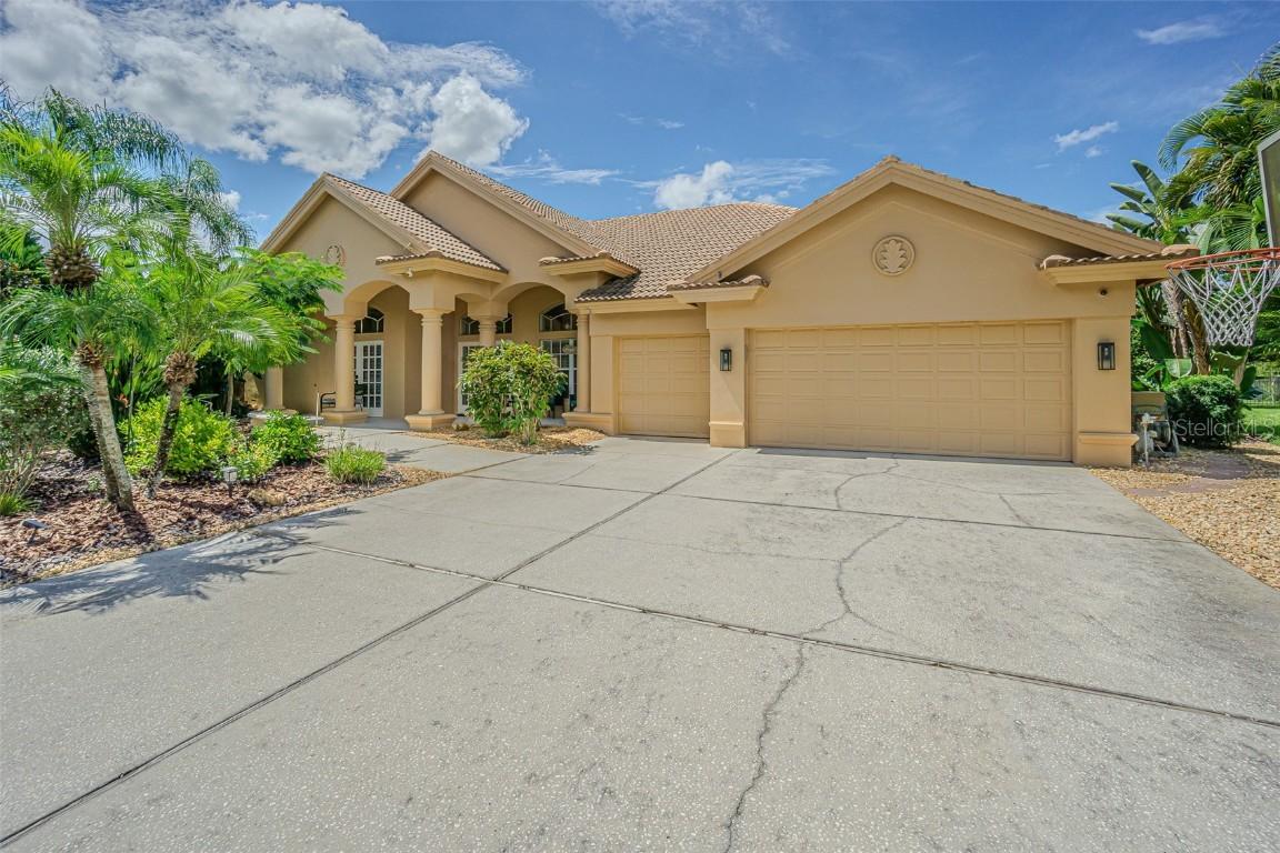 3550 Justin Dr., Palm Harbor, FL 34685