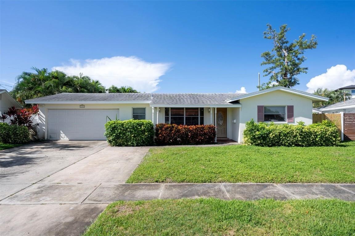 1563 Eden Isle Blvd., St Petersburg, FL 33704