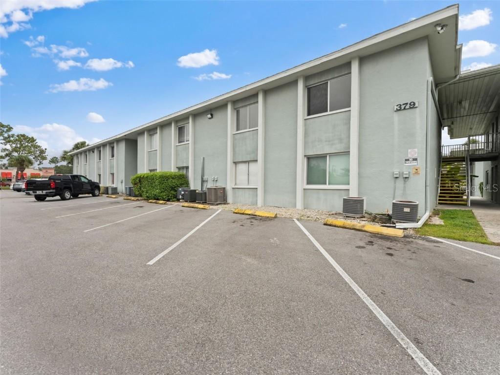 335 47th Ave., St Petersburg, FL 33703