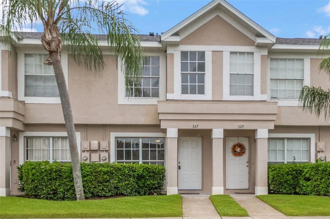 327 Kensington Lake Cir., Brandon, FL 33511
