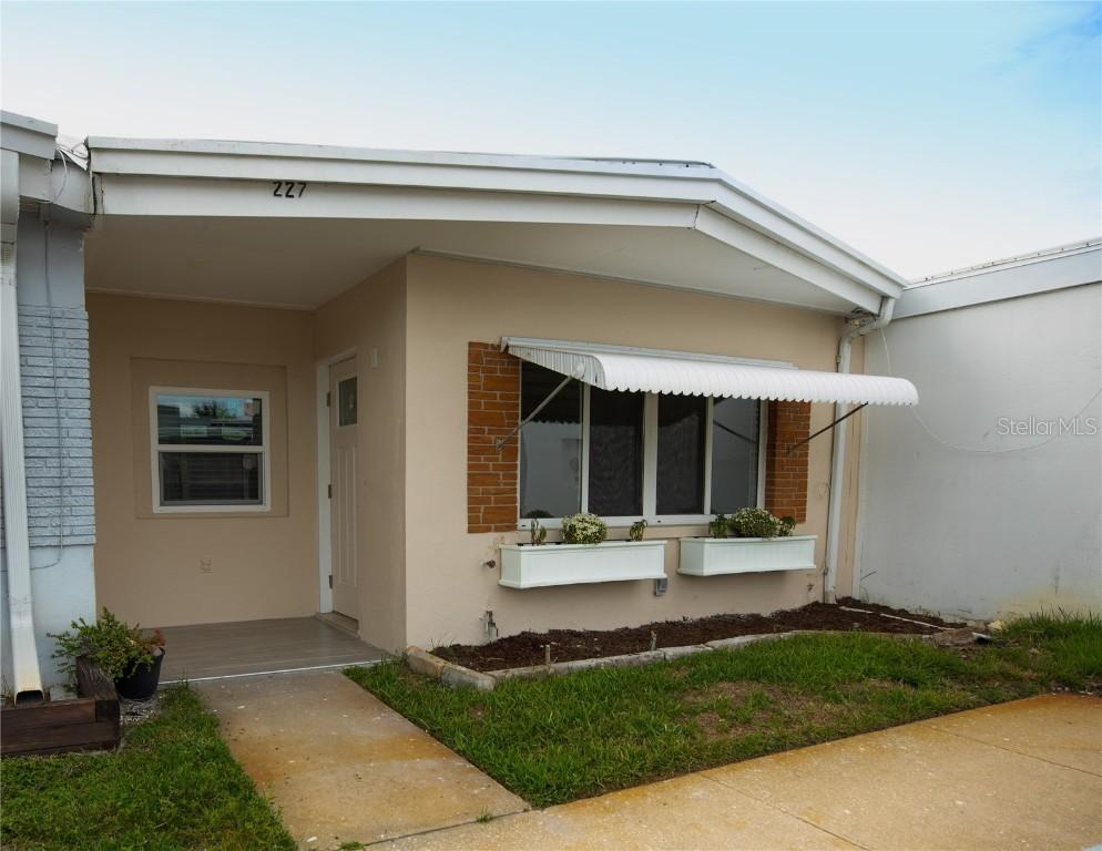 250 Rosery Rd. #227, Largo, FL 33770