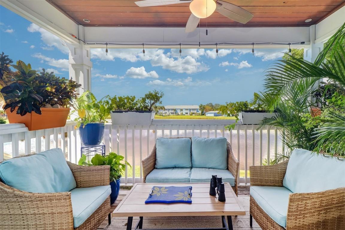 151 Sea Horse Dr. #H, St Petersburg, FL 33705