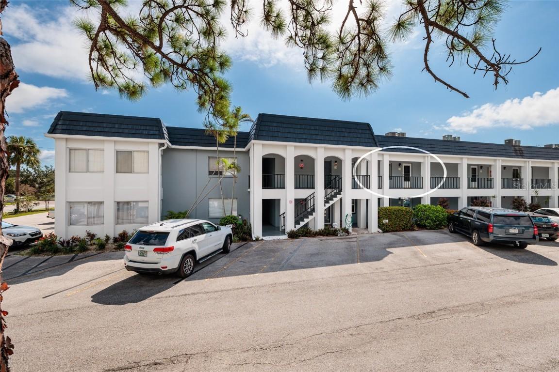 8651 10th St. #226, St Petersburg, FL 33702