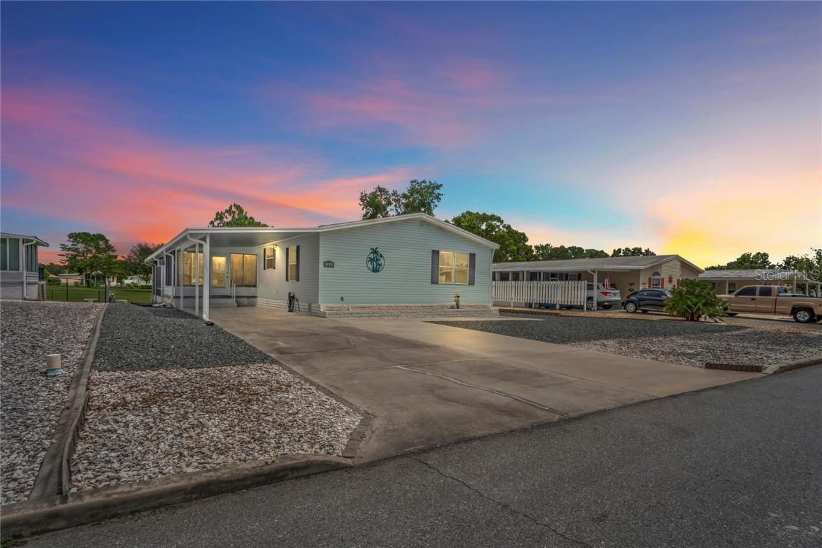 14691 Rialto Ave, Brooksville, FL 34613