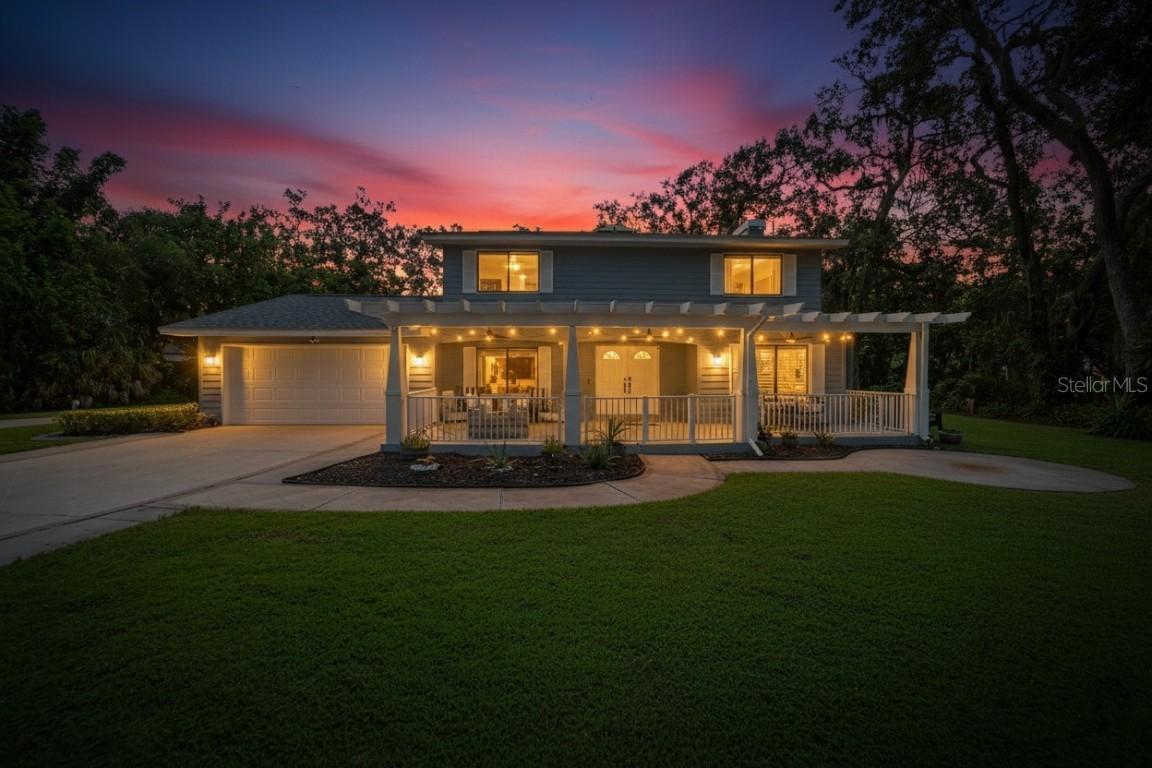 6512 93rd St., Bradenton, FL 34202