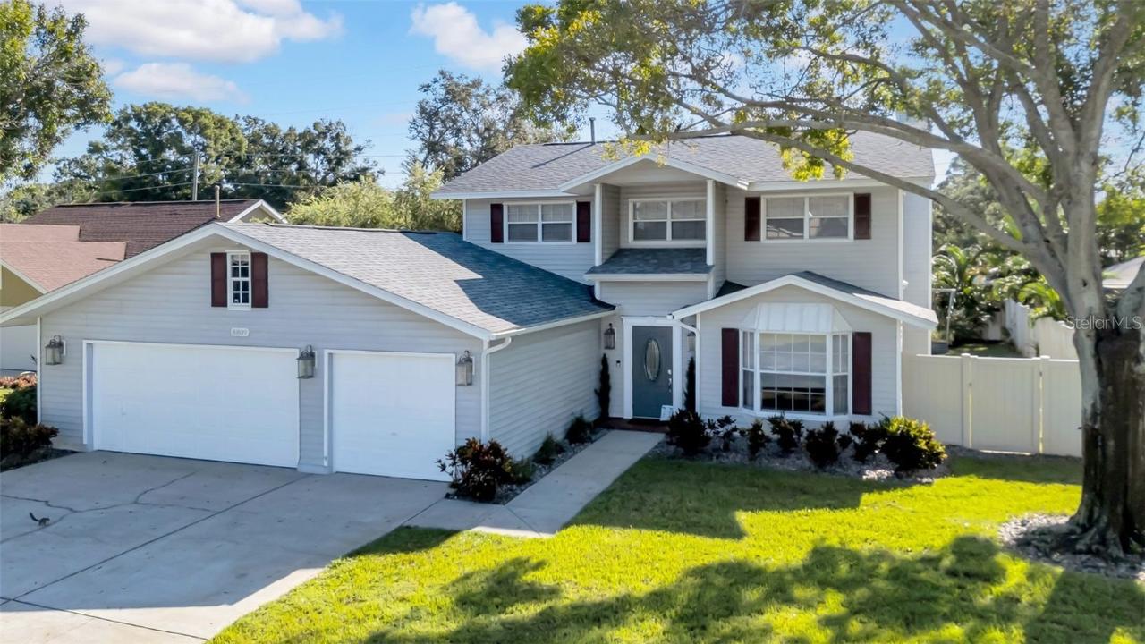 8809 Glen Lakes Blvd., St Petersburg, FL 33702