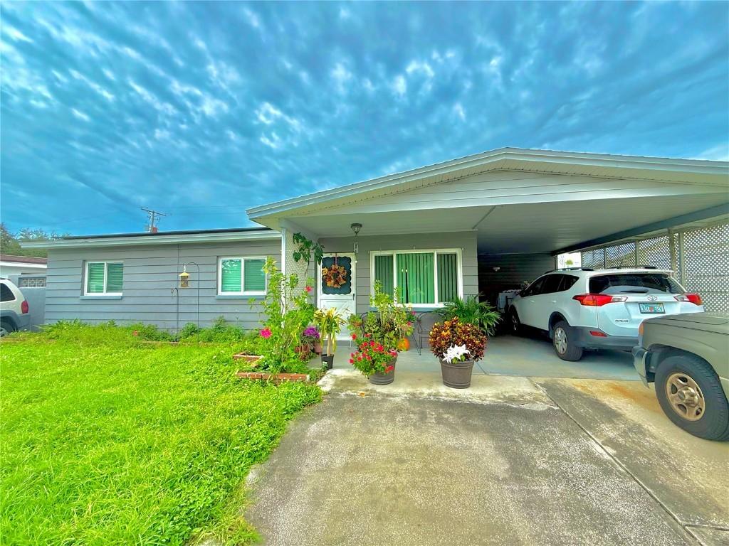 8009 Cornwall Ln., Tampa, FL 33615