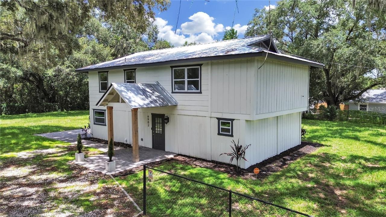 6902 E 29th Ave., Tampa, FL 33619
