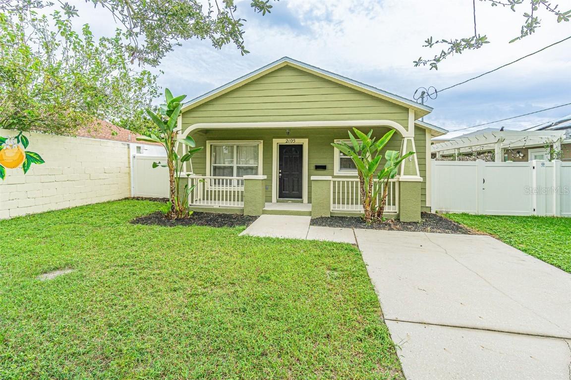 2105 W Carmen St., Tampa, FL 33606