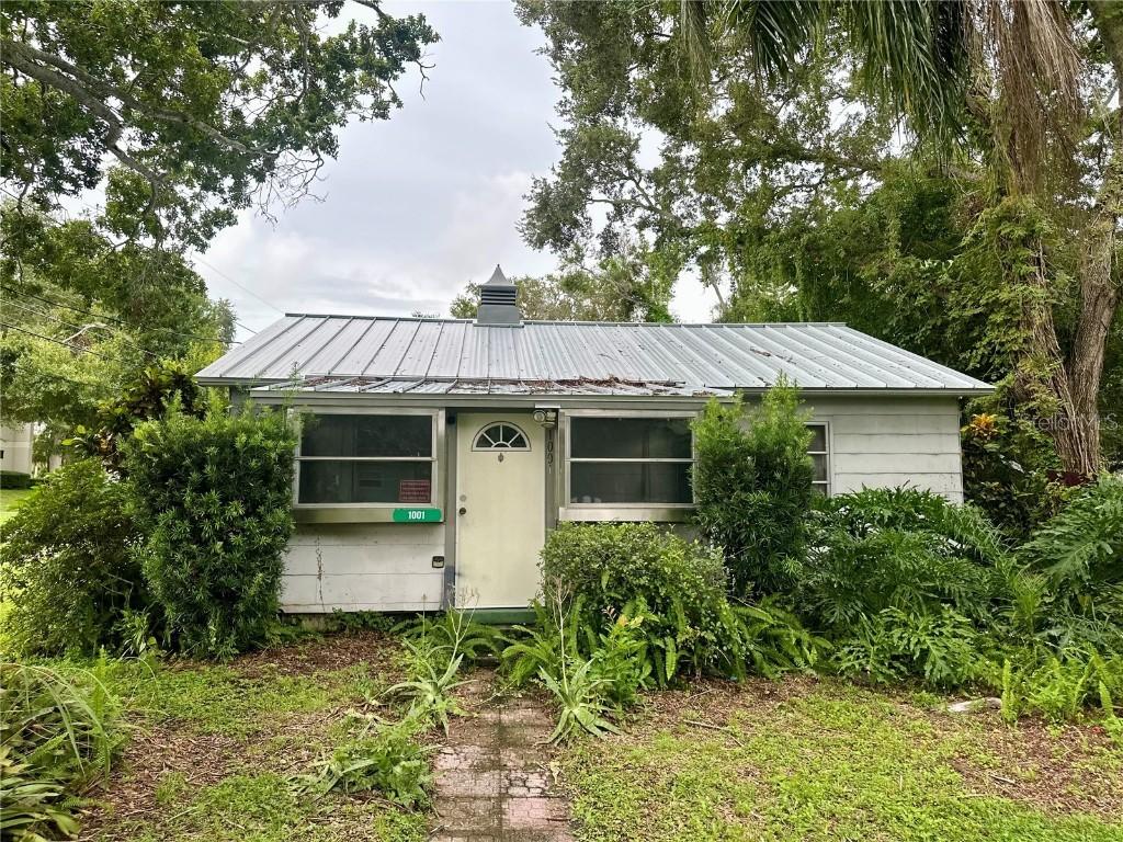 1001 10th Ave., Largo, FL 33770