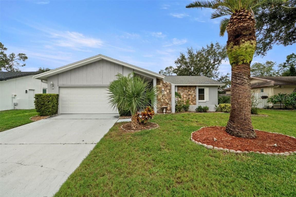 4103 N Bay Hills Blvd., Safety Harbor, FL 34695