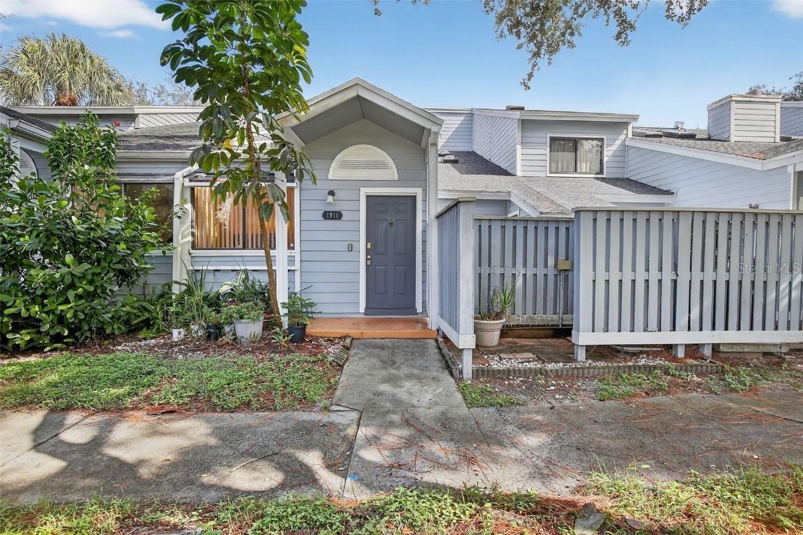 1911 Players Pl., North Lauderdale, FL 33068