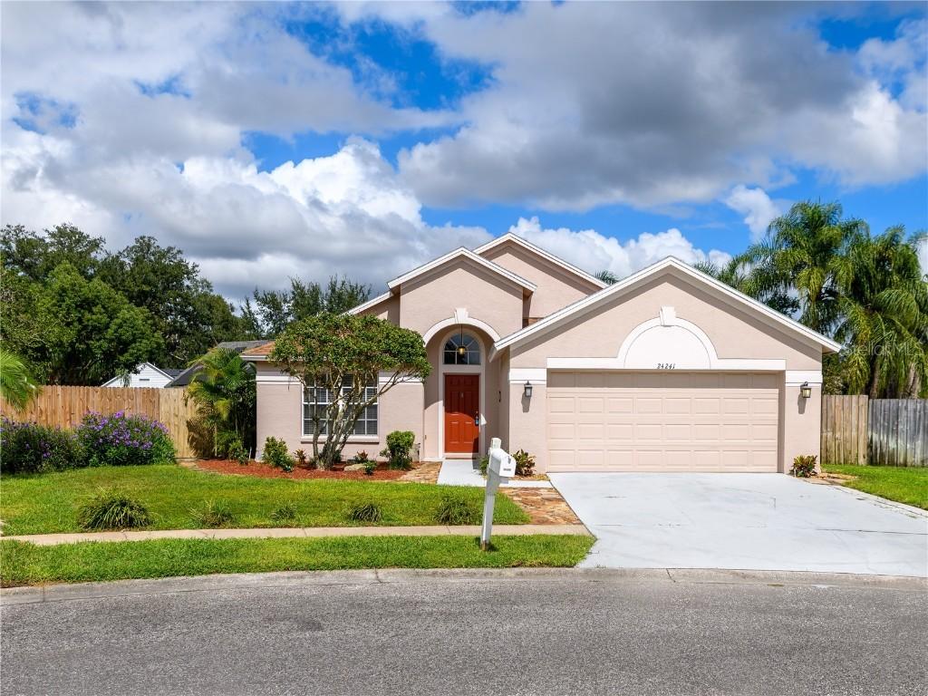 24241 Branchwood Ct., Lutz, FL 33559