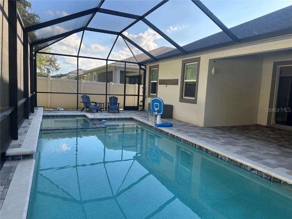 921 Night Song St., Valrico, FL 33594