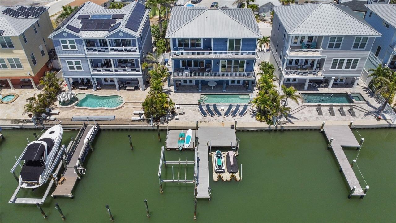 460 137th Avenue Cir., Madeira Beach, FL 33708