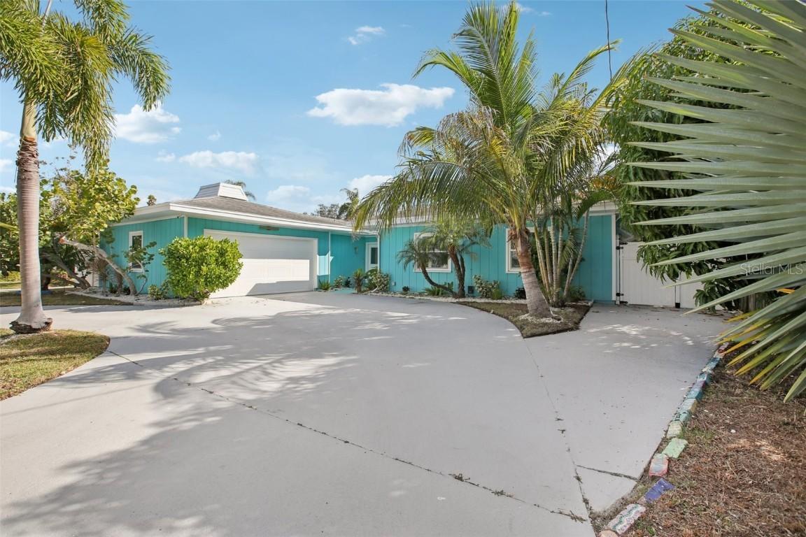 4643 Bay Crest Dr., Tampa, FL 33615