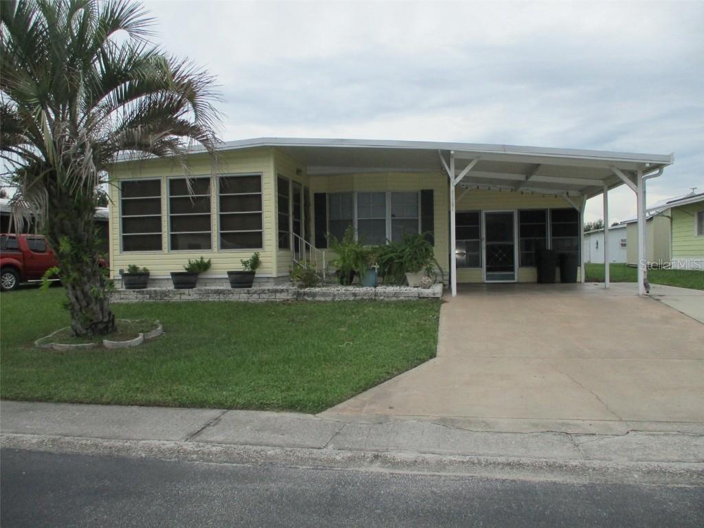 3852 Monet Dr., Zephyrhills, FL 33540