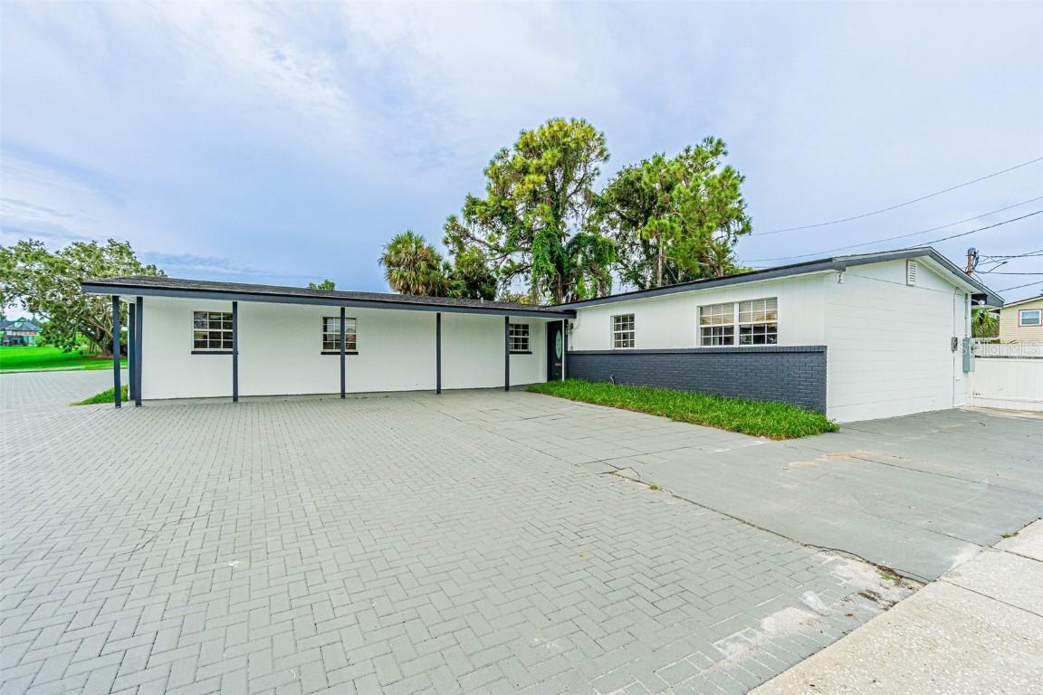 6428 Hanley Rd., Tampa, FL 33634