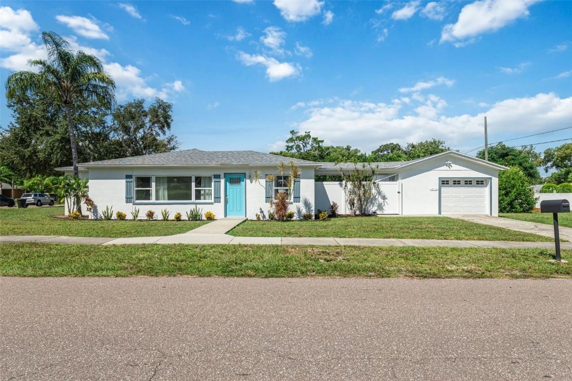 612 S Hillcrest Ave., Clearwater, FL 33756