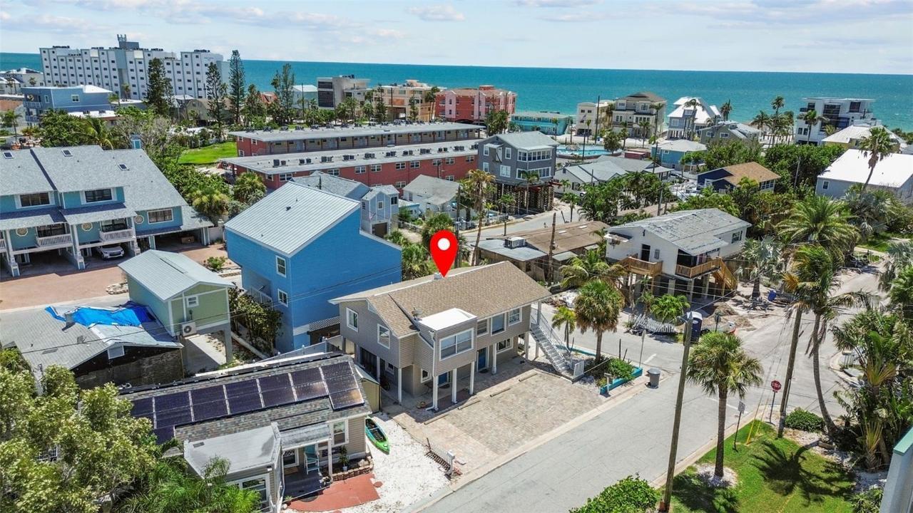 205 Bay Plz., Treasure Island, FL 33706
