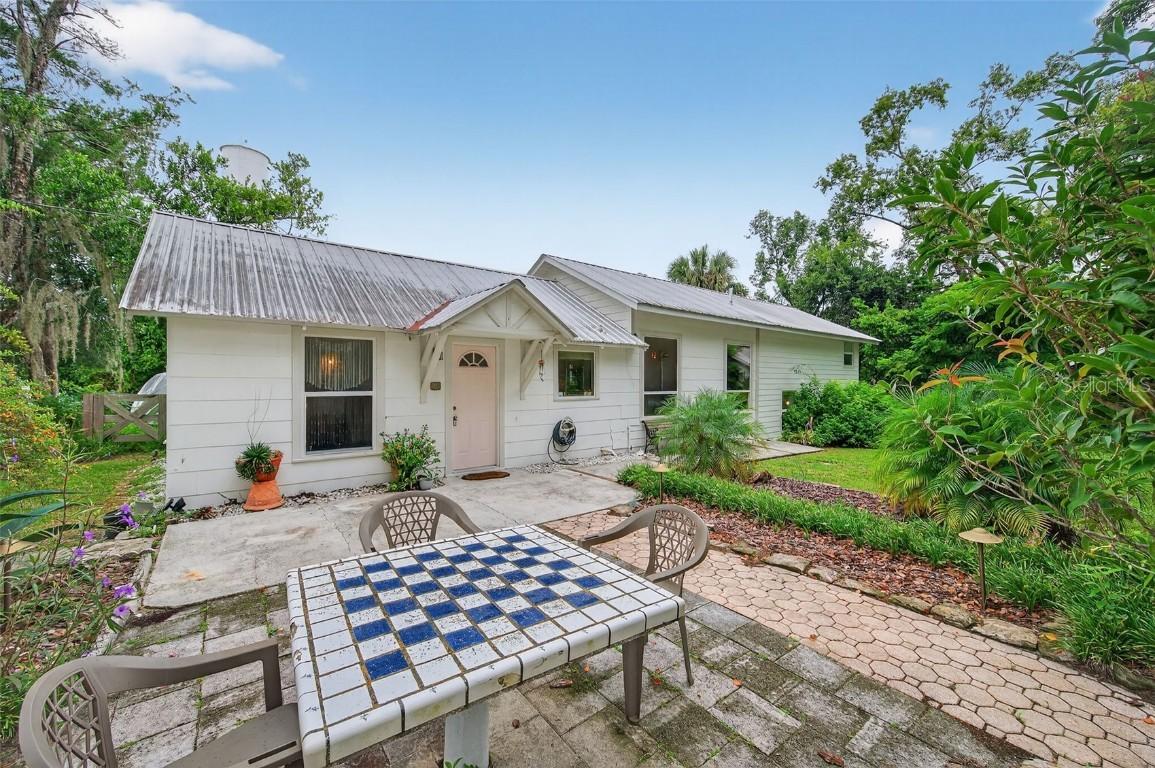 32847 Pennsylvania Ave., San Antonio, FL 33576