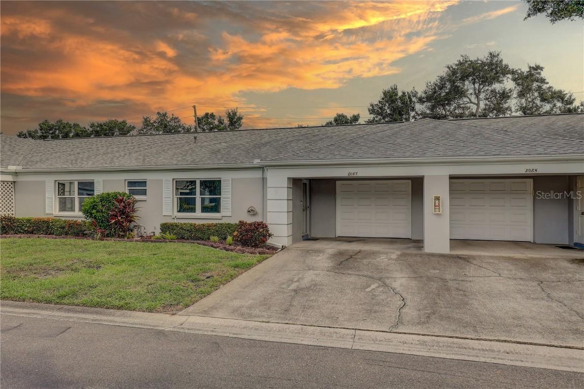 8087 Annwood Rd., Seminole, FL 33777