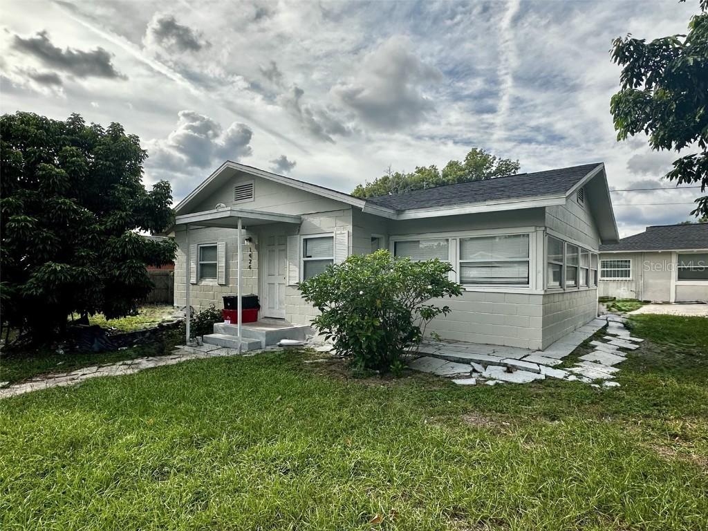 1426 E Holland Ave., Tampa, FL 33612