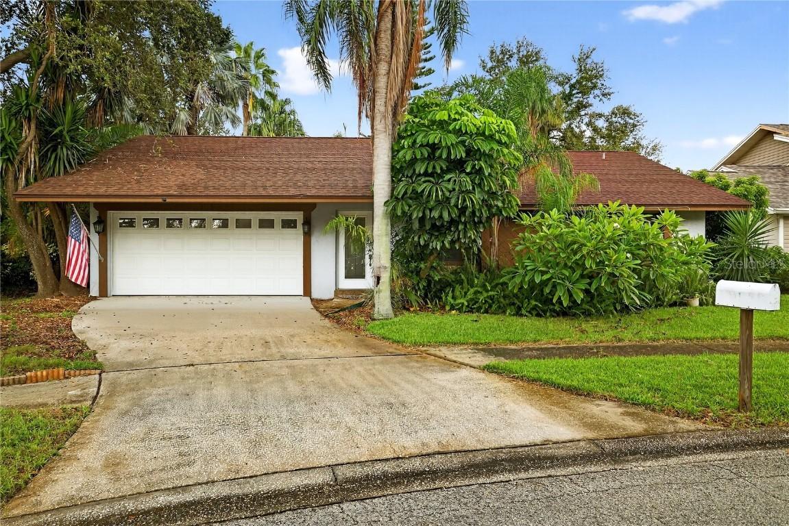 9131 136th Way, Seminole, FL 33776