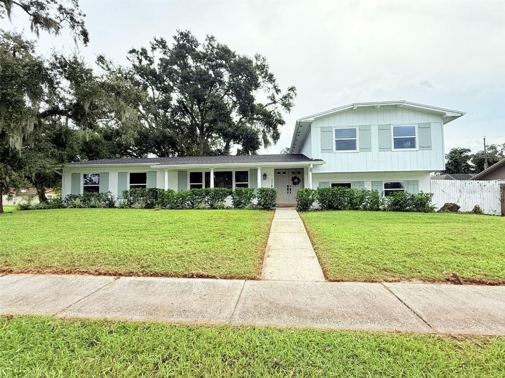 502 Oakhurst St., Brandon, FL 33511