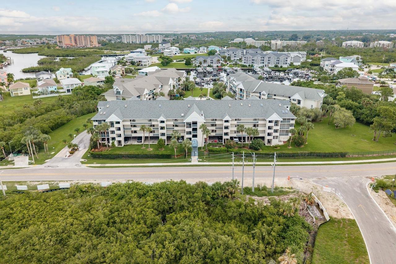 5557 Sea Forest Dr. #314, New Port Richey, FL 34652
