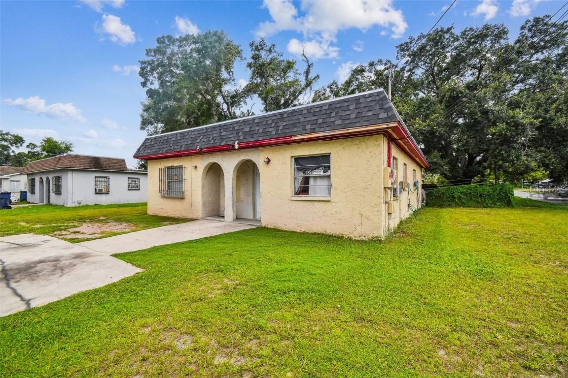 9318 N 11th St., Tampa, FL 33612