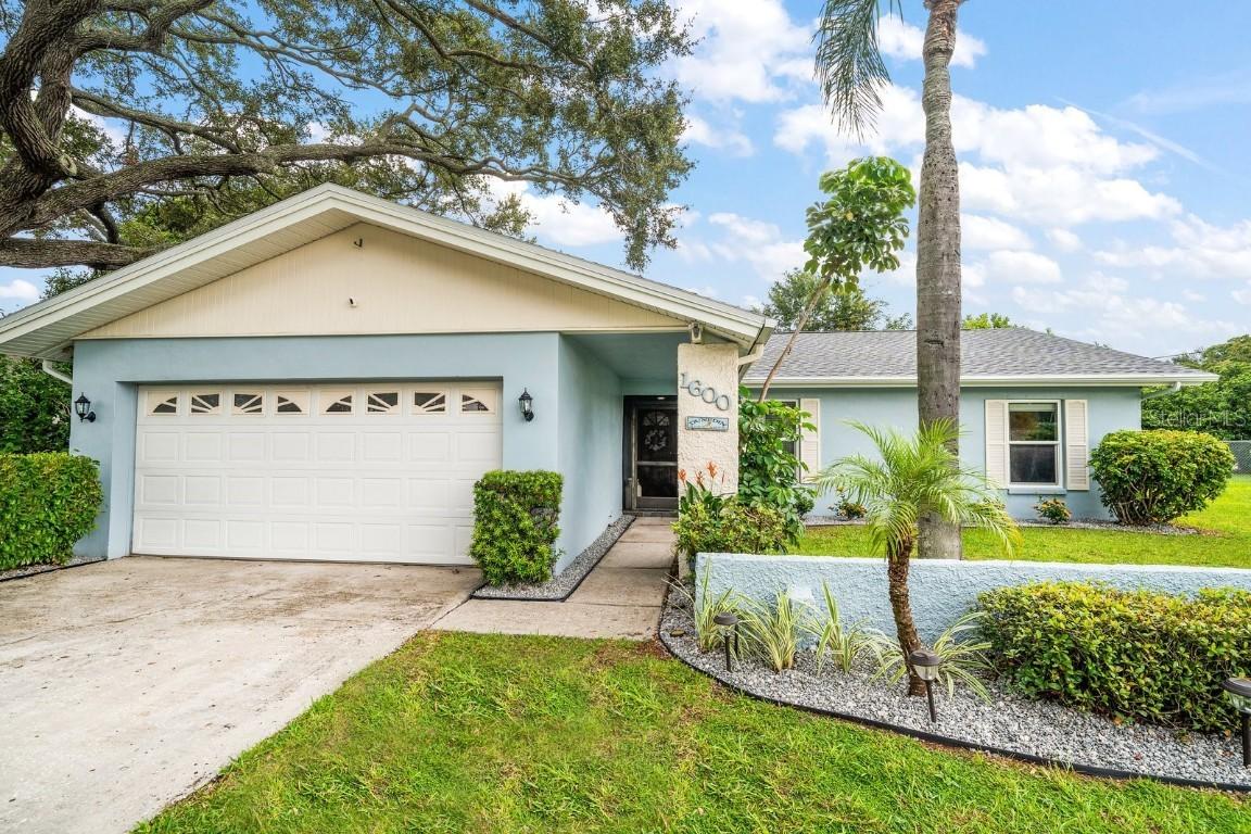 1600 Dale Cir., Dunedin, FL 34698
