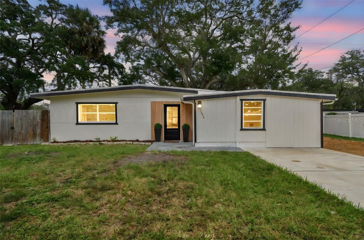 7242 Oelsner St., New Port Richey, FL 34652