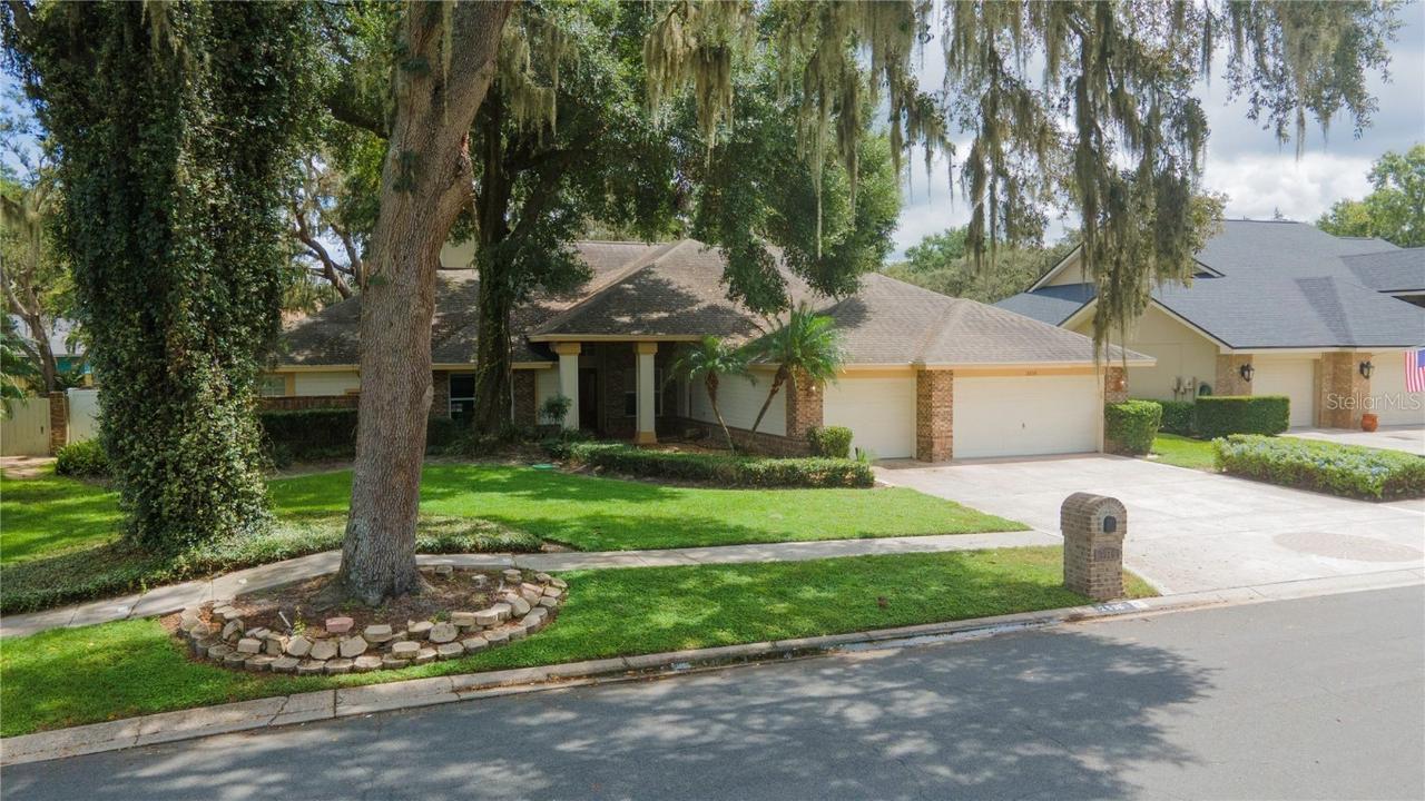 2536 Mason Oaks Dr., Valrico, FL 33596