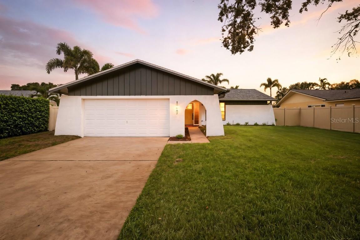 13627 San Rafael Dr., Largo, FL 33774