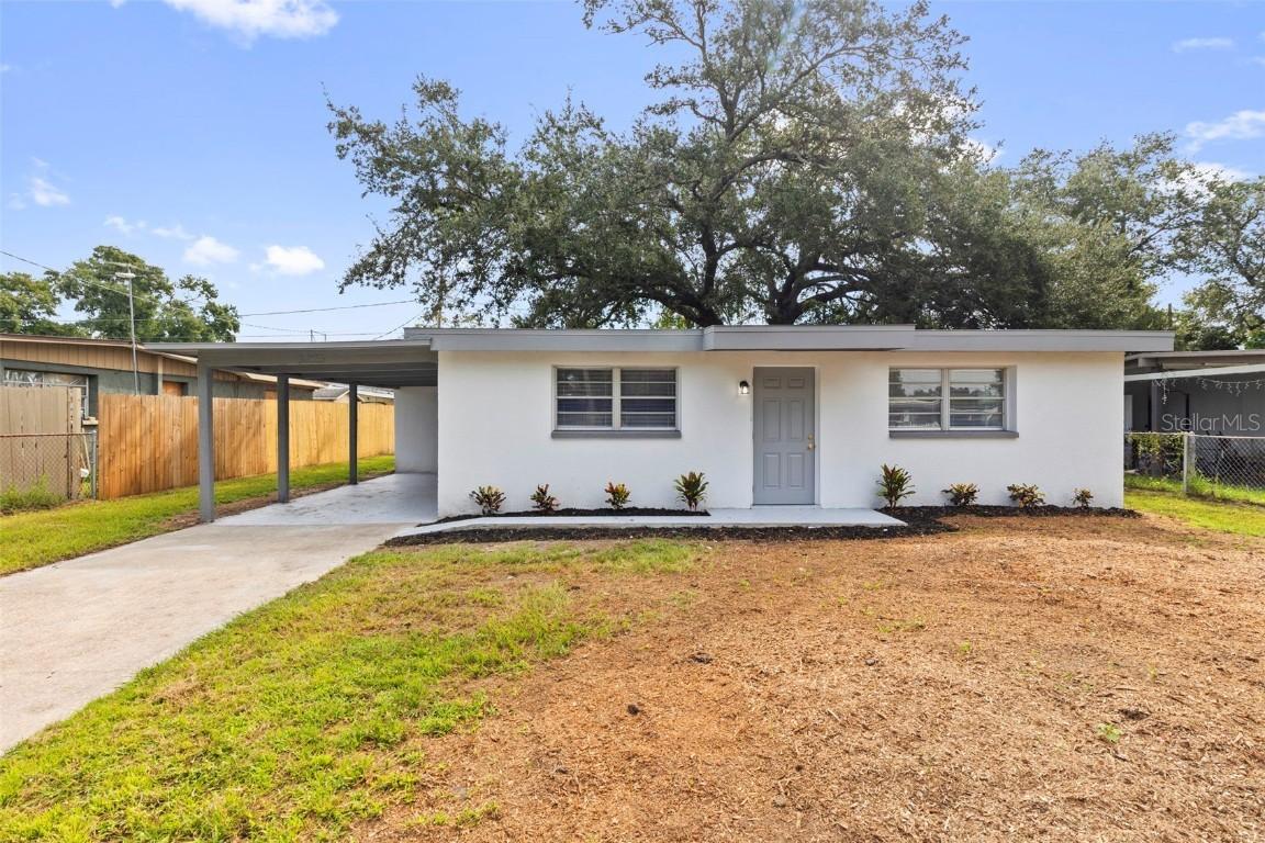 3226 Clifford Sample Dr., Tampa, FL 33619